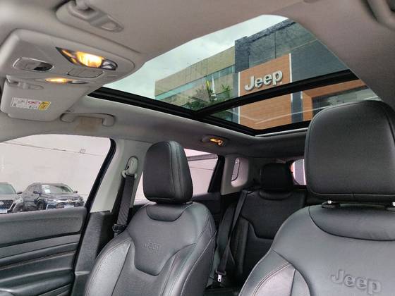 JEEP COMPASS 1.3 T270 TURBO FLEX LIMITED AT6